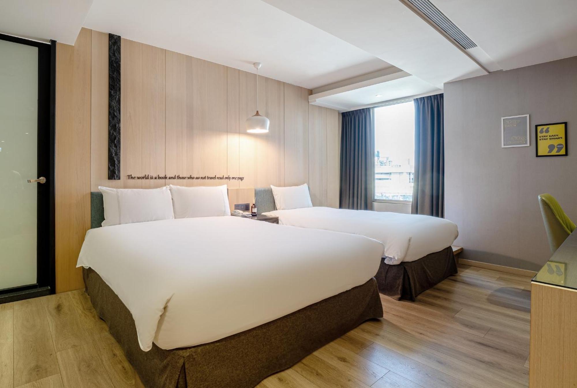 Check Inn Taichung Wenxin Zhongqing Luaran gambar