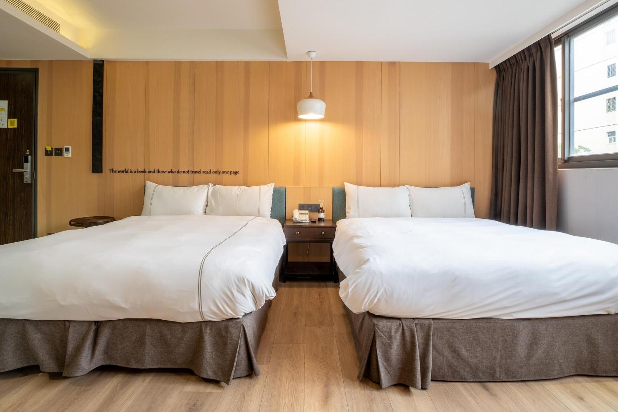 Check Inn Taichung Wenxin Zhongqing Luaran gambar